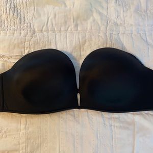Victoria Secret Plunge Strapless Bombshell Push-up Bra